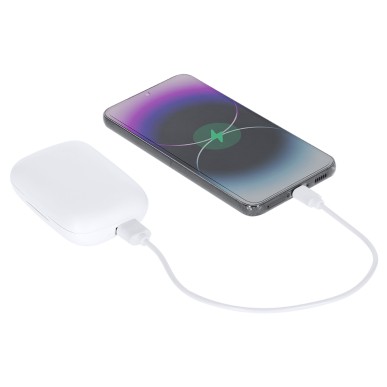 Haxel - 1200 mAh. USB Ausgang. Typ C Eingang. Bluetooth Anschluss. Bat