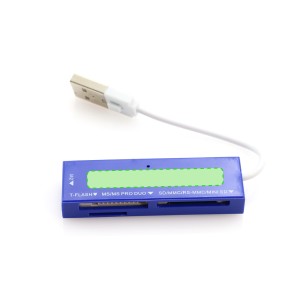 Hades - USB 2.0. Cartes: M2, MS Duo, MS Pro Duo, MS, MS Pro, MicroSD, MiniSD, RS MMC, SD, MMC