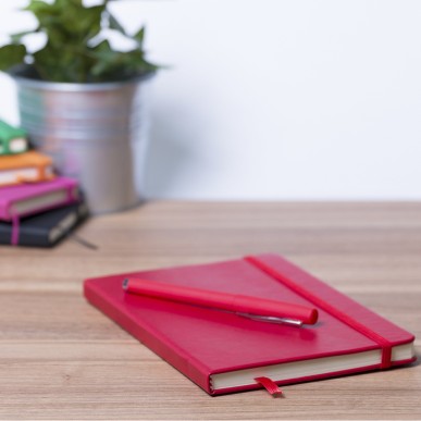 Marden - Bloc Notes Couverture Rigide. 100 Feuilles. Stylo Incluse | P