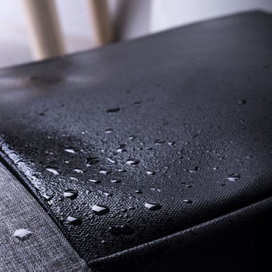 Ranley - USB Anschluss. Gepolsterte Laptoptasche und Tablet. Gepolster