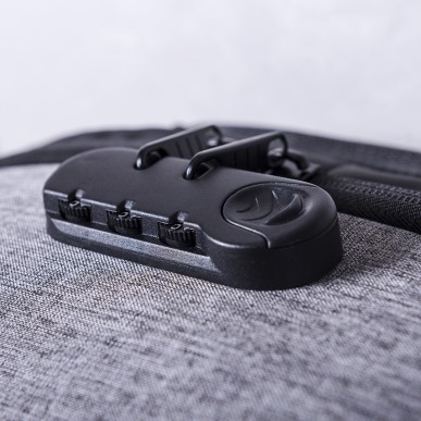 Ranley - USB Anschluss. Gepolsterte Laptoptasche und Tablet. Gepolster